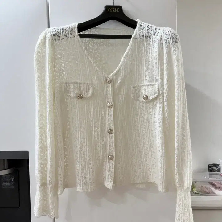 [BUNJANG] White Tweed Lace See-Through Cardigan / 5/26까지 트위드느낌 레이스 시스루 화이트 가디건