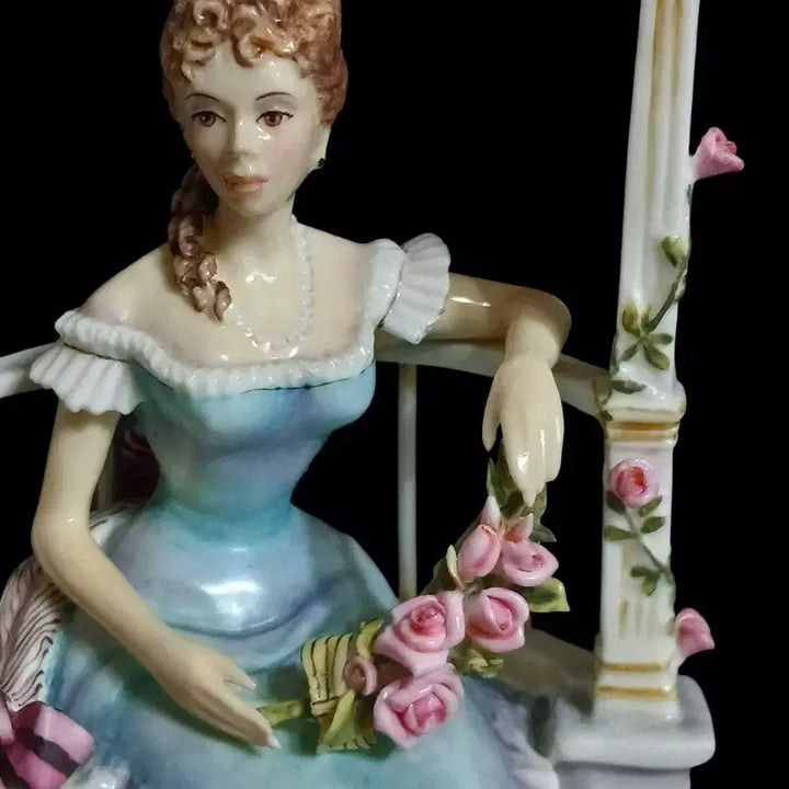 [BUNJANG] Royal Worcester Rebecca Figurine / 영국 로얄우스터 피겨린