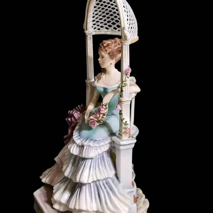 [BUNJANG] Royal Worcester Rebecca Figurine / 영국 로얄우스터 피겨린