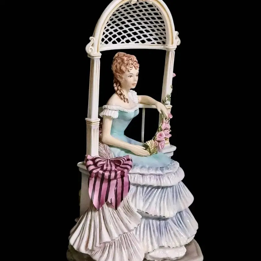 [BUNJANG] Royal Worcester Rebecca Figurine / 영국 로얄우스터 피겨린