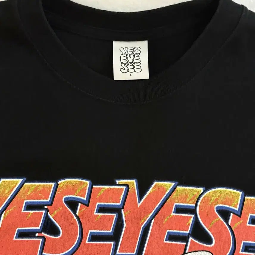[BUNJANG] YesEyeSee Racing Black Short Sleeve T-Shirt L / 예스아이씨 레이싱 블랙 반팔 티셔츠 L
