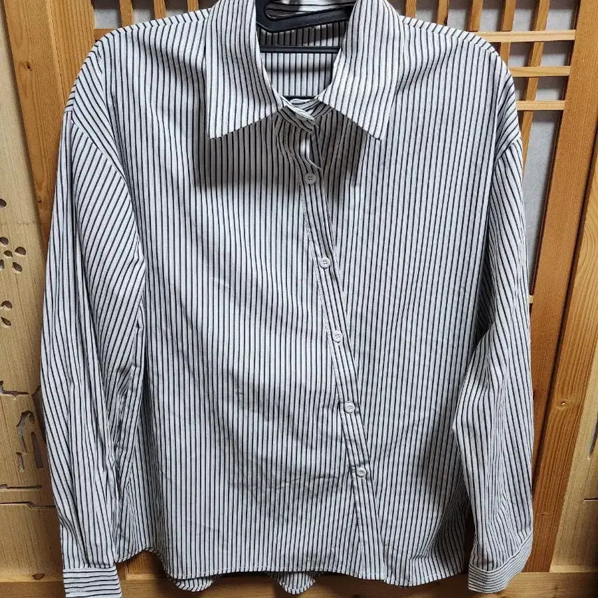 [BUNJANG] Casual Long Sleeve Shirt / 여성 간절기 캐주얼 긴팔셔츠