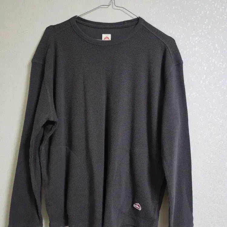 [BUNJANG] Lodge Waffle Long Sleeve Charcoal T-shirt / LODGE 와플 긴팔티셔츠 차콜색