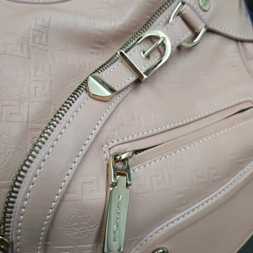 [BUNJANG] Versace Pink Hobo Bag / 정품 베르사체 핑크색 호보백(감정서 포함)