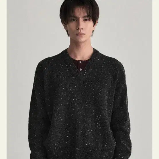 [BUNJANG] Wavyness Henry Over V-Neck Knit (Size 2) / 웨이비니스 헨리 오버 브이넥 니트 (2)