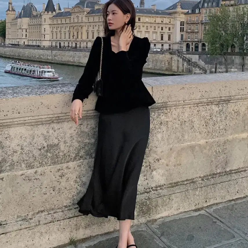 [BUNJANG] Edmore Monthly Satin Skirt - Black - Size S / 에드모어 먼슬리 샤틴 스커트 블랙 s
