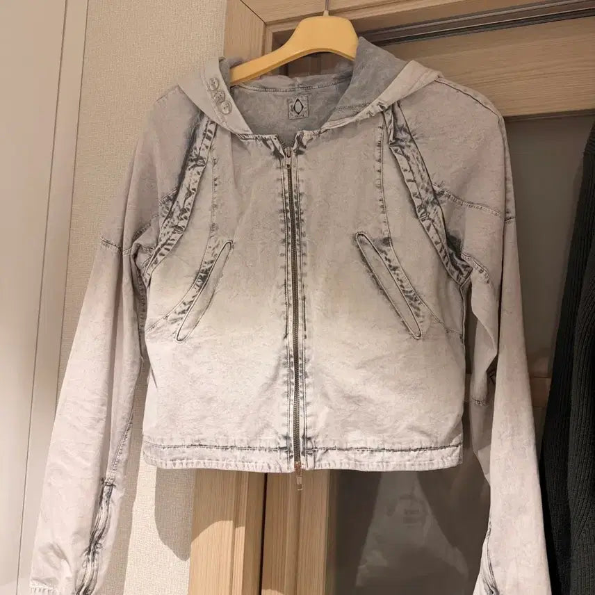 [BUNJANG] MSCHF Bleached Cut-Off Hoodie Jacket (Gray, Size M) / (새학기세일) MSCHF 블리치드 컷오프 후디자켓 그레이 (사이즈m)