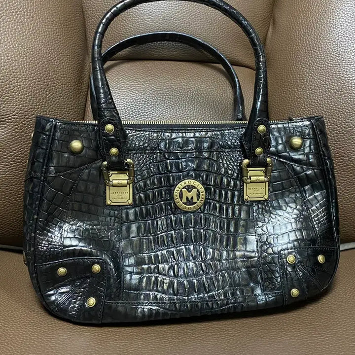 [BUNJANG] Metsi City Black Crocodile Leather Tote Bag / 메트로시티 블랙 크로커 가죽 토트백