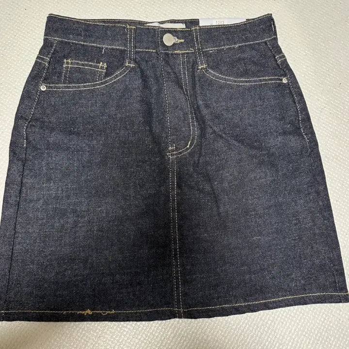 [BUNJANG] Unworn Denim Skirt / (새상품) 생지 데님 스커트
