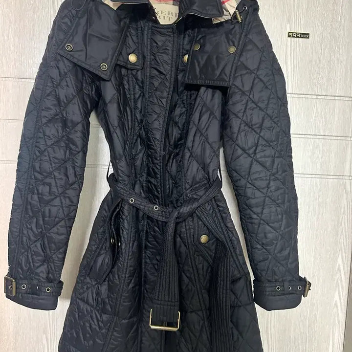 [BUNJANG] Burberry Black Quilted Belted Coat / 버버리 블랙 퀼팅 벨티드 코트