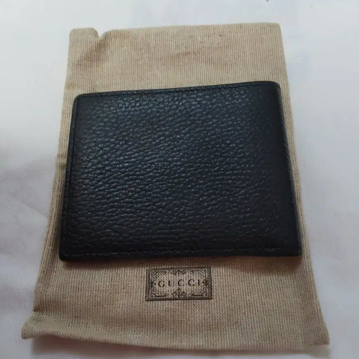 [BUNJANG] Gucci Black Bi-fold Wallet GG Logo / 구찌 블랙 반지갑 GG로고