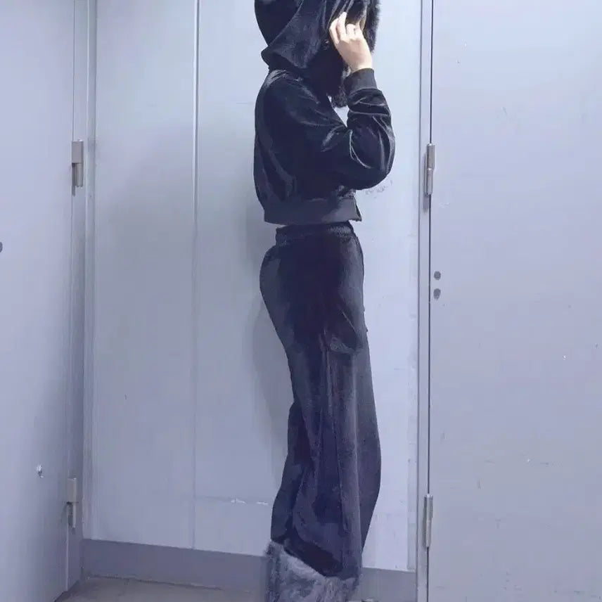 [BUNJANG] WEGO Kitty Velvet Training Set / 키티 벨벳 트레이닝복 세트 (WEGO 일본 정품 새상품)