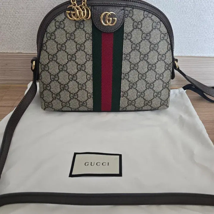 [BUNJANG] Gucci Ophidia GG Supreme Crossbody Bag / 구찌 오피디아 GG 수프림 크로스백