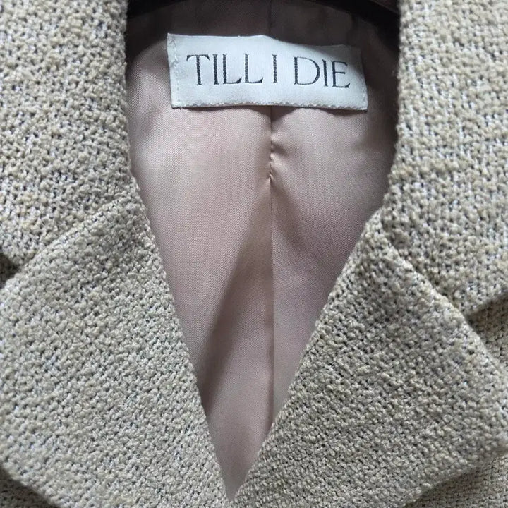 [SOLD OUT] TILL I DIE 틸아이다이 트위드 금장 버튼 자켓