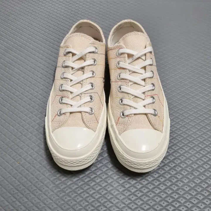 [BUNJANG] Converse Chuck 70s Light Bisque Low Sneakers (235) / 컨버스 척테일러 70s 라이트비스크 로우 멀티(235)