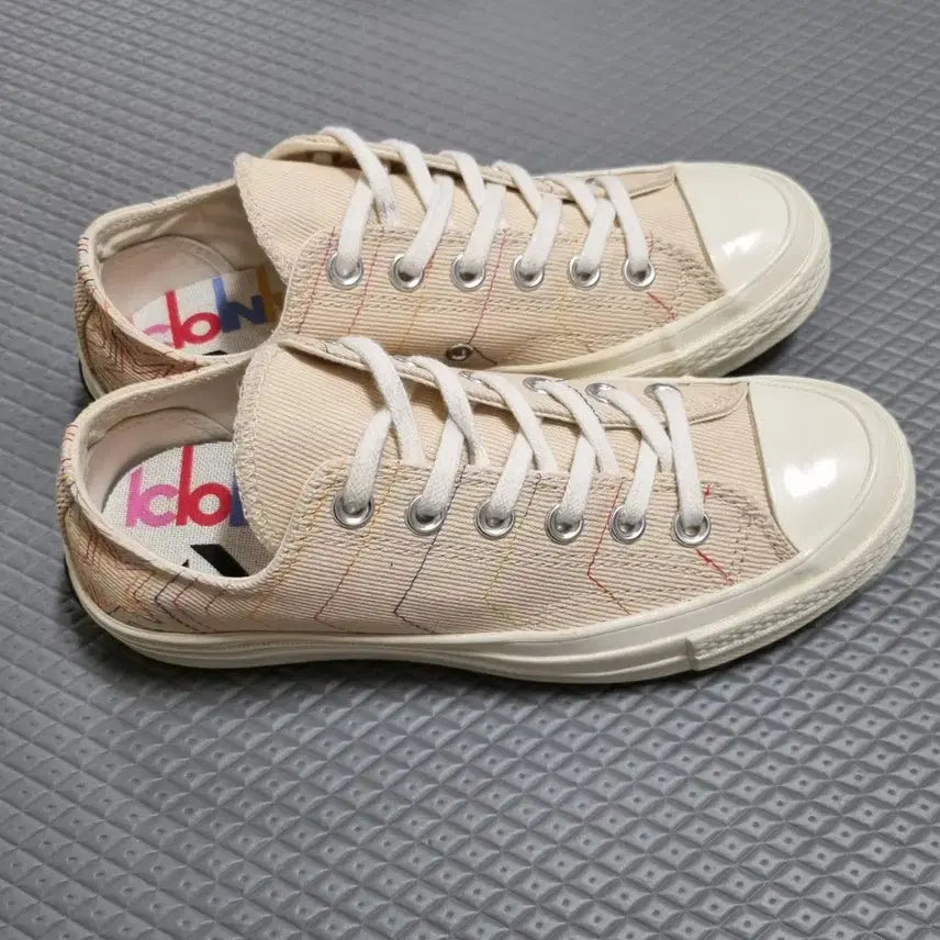 [BUNJANG] Converse Chuck 70s Light Bisque Low Sneakers (235) / 컨버스 척테일러 70s 라이트비스크 로우 멀티(235)
