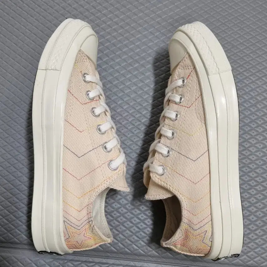 [BUNJANG] Converse Chuck 70s Light Bisque Low Sneakers (235) / 컨버스 척테일러 70s 라이트비스크 로우 멀티(235)