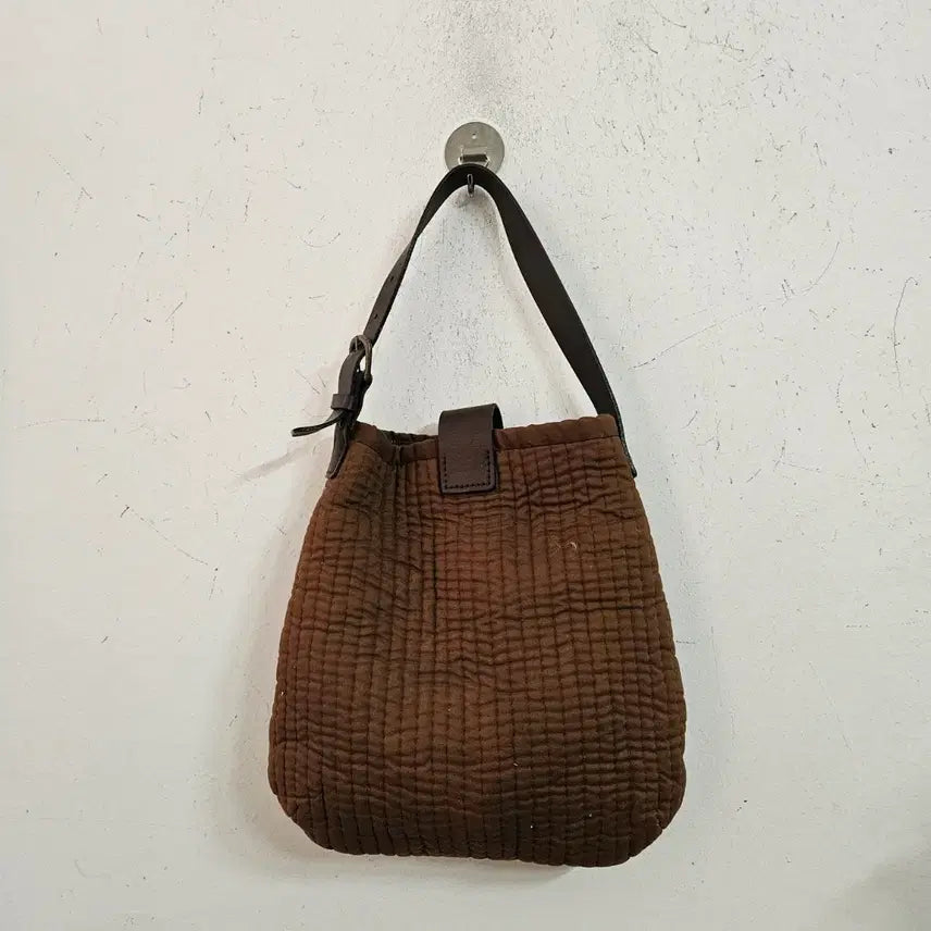 [SOLD OUT] 퀼트패치워크 체크 숄더백