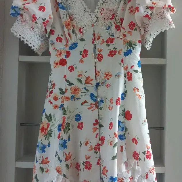[BUNJANG] Dundrop Flower V-Neck Puff Dress / 새상품던드롭 fancy flower v neck puff dress, s