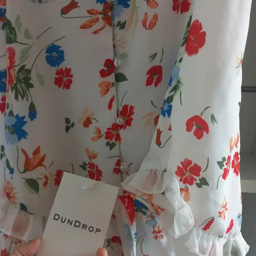 [BUNJANG] Dundrop Flower V-Neck Puff Dress / 새상품던드롭 fancy flower v neck puff dress, s
