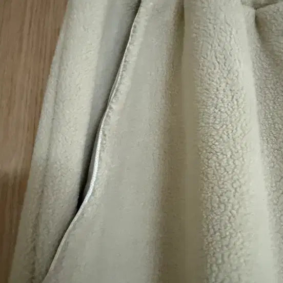 [BUNJANG] Fleece Jogger Pants (Ivory) / 새상품 후리스 조거바지