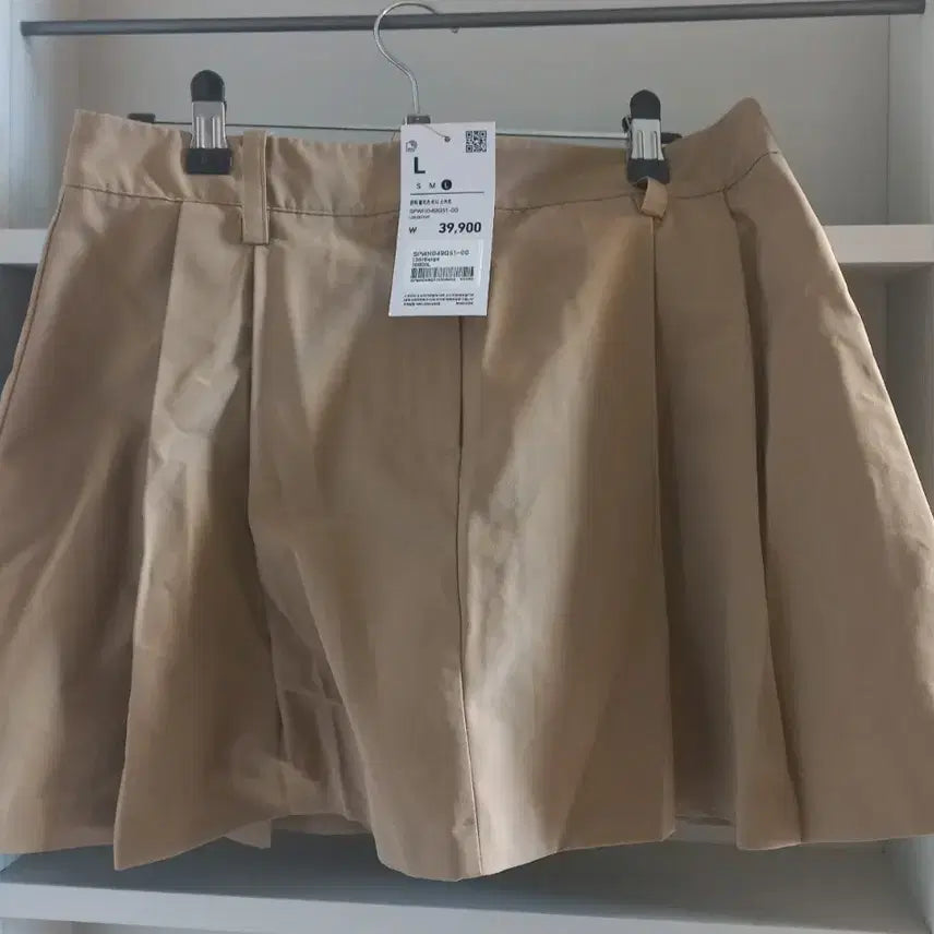[SOLD OUT] 스파오 핀턱 플리츠 미니 스커트, 베이지, L
