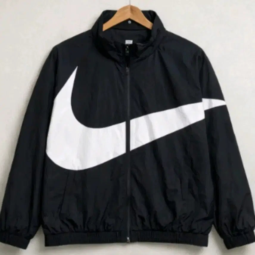 [SOLD OUT] 나이키 빅스우시 우븐 자켓 블랙 L