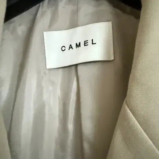 [BUNJANG] CAMEL Double Button Beige Jacket / 새상품 CAMEL 더블 버튼 자켓 베이지 공용