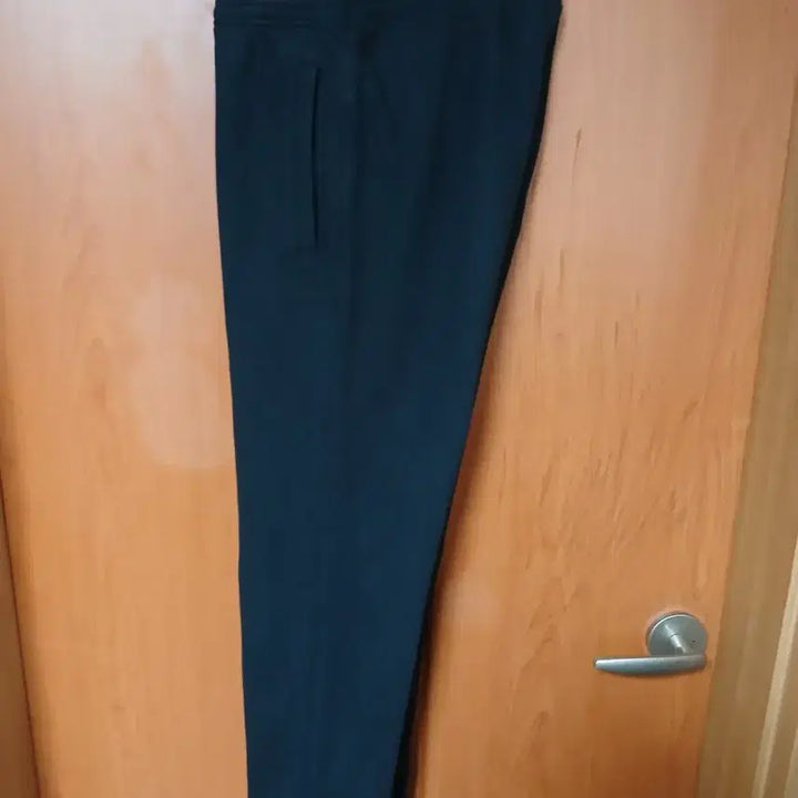[BUNJANG] Black Training Pants / 검정색 트레이닝 바지