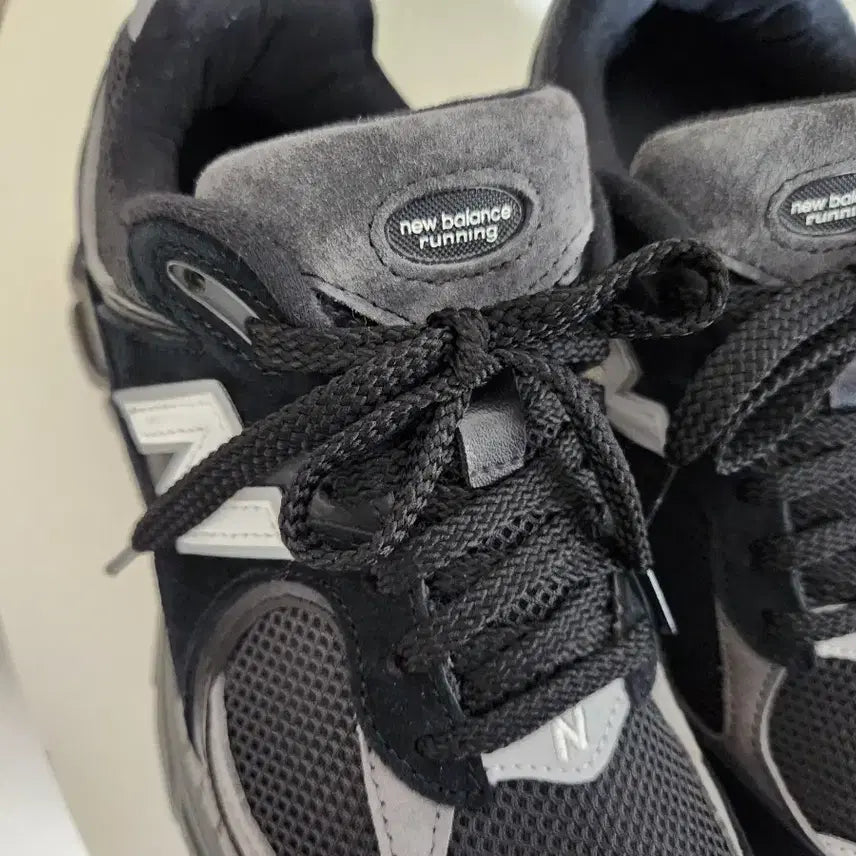 [BUNJANG] New Balance 2002R Black Dark Gray Limited Edition Sneakers / 뉴발란스 2002R 블랙 다크 그레이(한정판)