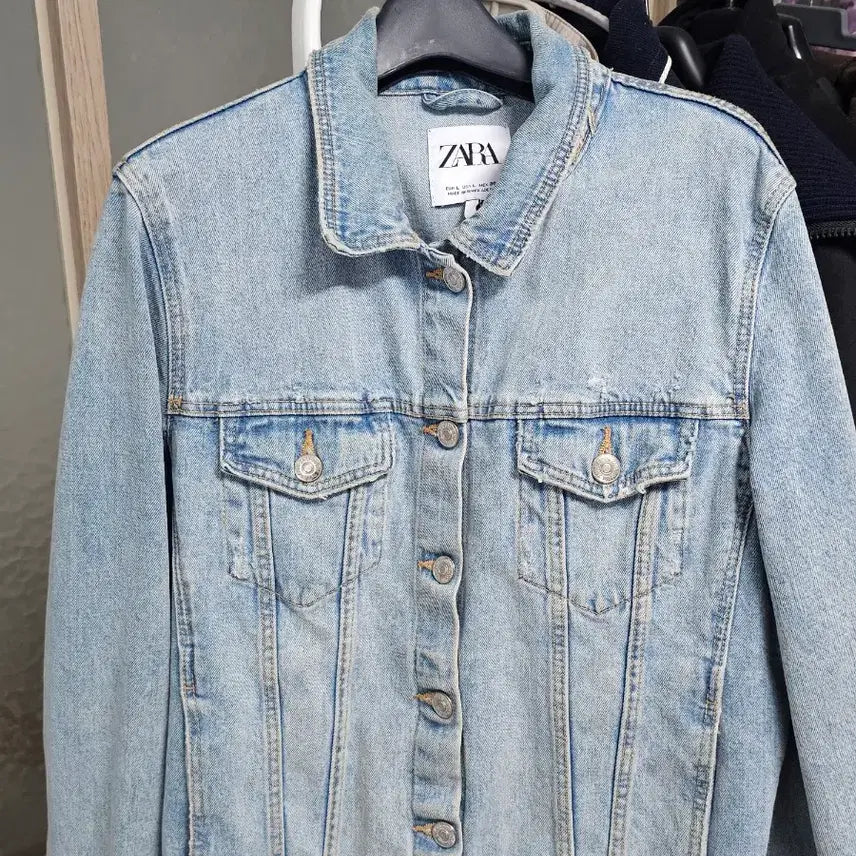 [BUNJANG] ZARA Denim Jacket (Light Wash) - Women&