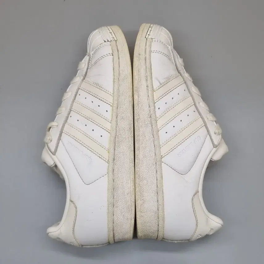 [BUNJANG] Adidas Superstar Metal Toe Sneakers 225 / 아디다스 슈퍼스타 메탈토 운동화 225