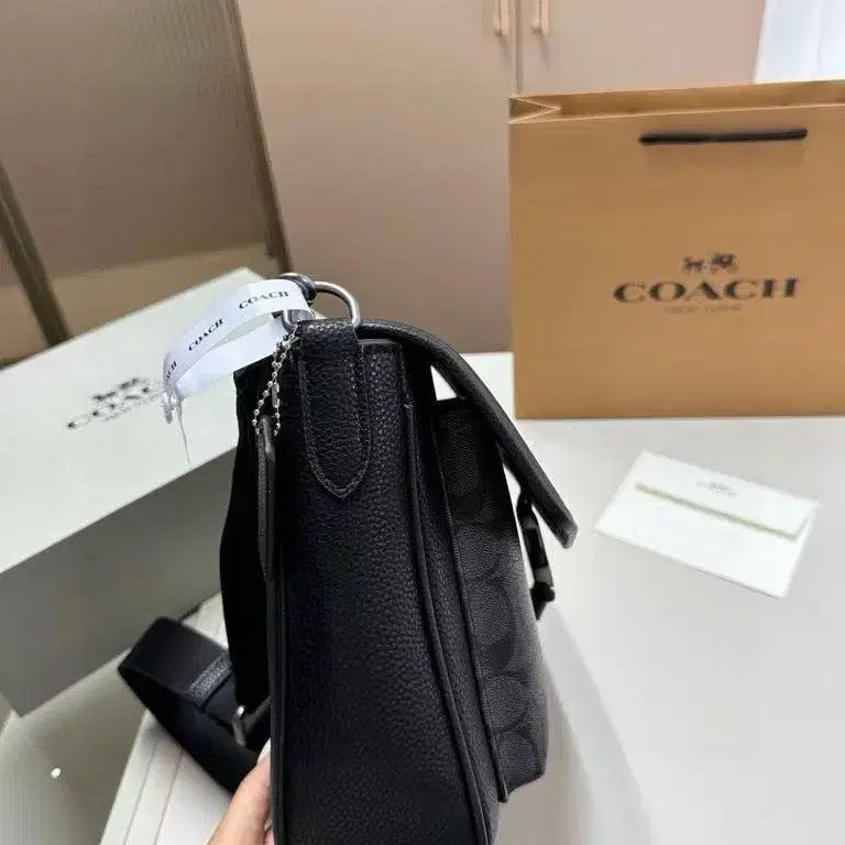 [BUNJANG] Coach Folding Gift Shoulder Bag / 코치 폴딩 기프트 숄더백 캐주얼