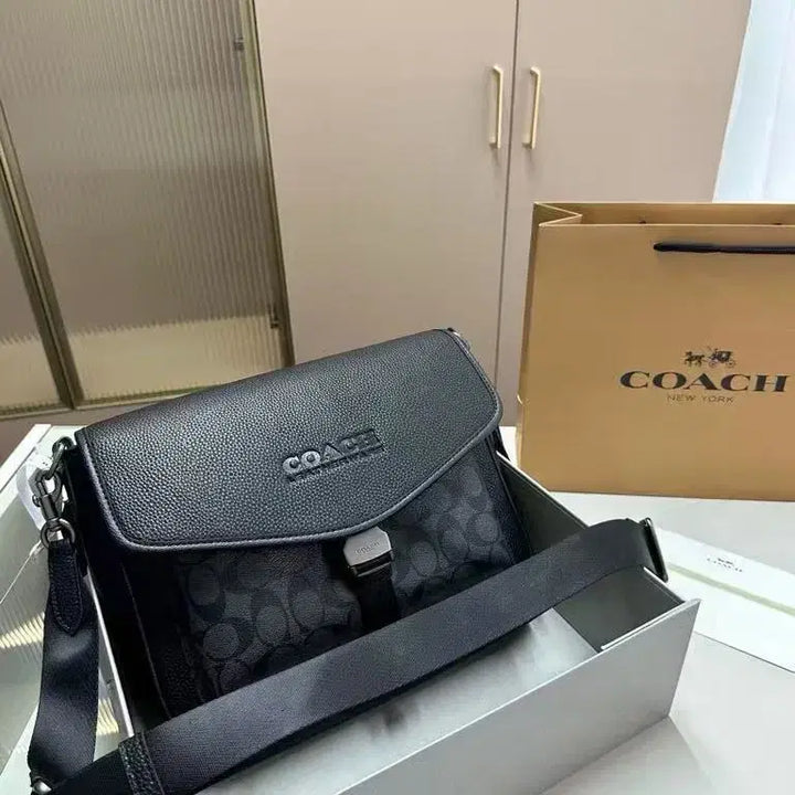 [BUNJANG] Coach Folding Gift Shoulder Bag / 코치 폴딩 기프트 숄더백 캐주얼