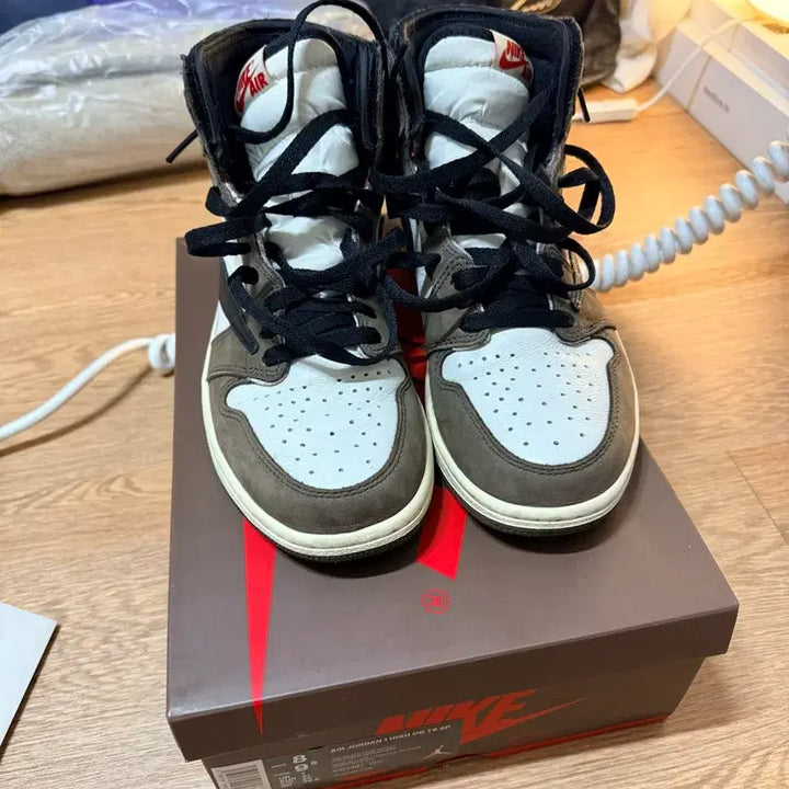 [BUNJANG] Jordan 1 x Travis Scott Retro High OG SP Mocha / [260]조던 1 x 트래비스 스캇 레트로 하이 OG SP 모카