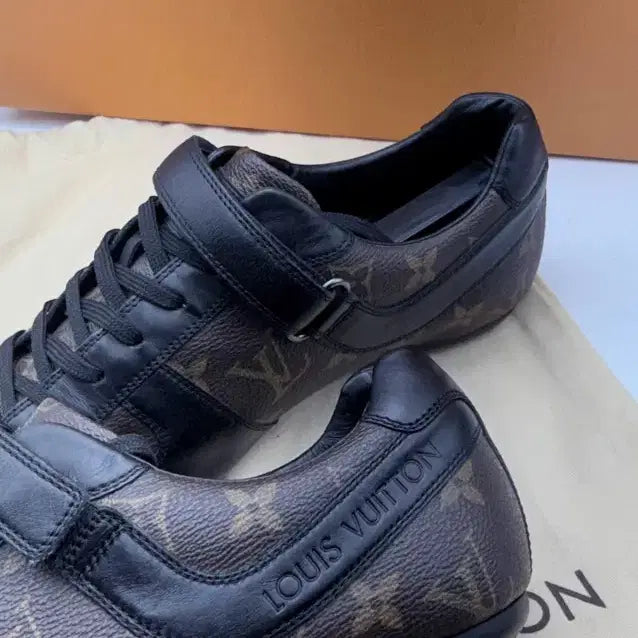 [BUNJANG] Louis Vuitton Sneakers 250 / 루이비통 스니커즈 250