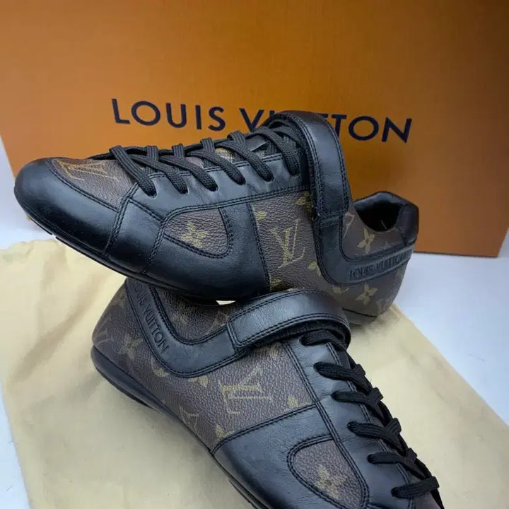 [BUNJANG] Louis Vuitton Sneakers 250 / 루이비통 스니커즈 250