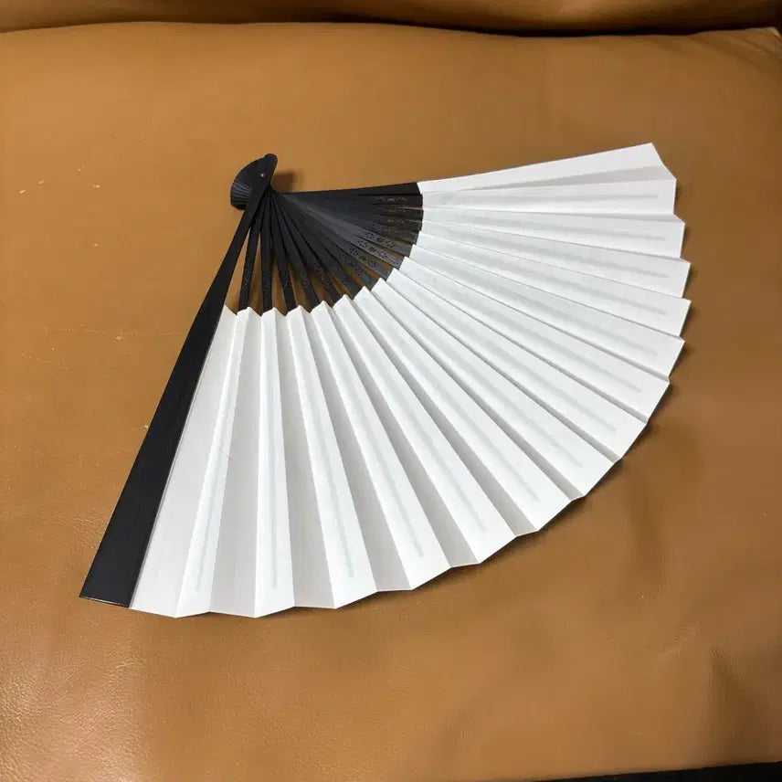 [BUNJANG] Supreme Yohji Yamamoto Collaboration Hand Fan White 25FW / 슈프림 요지 야마모토 콜라보 핸드 부채 화이트 25FW