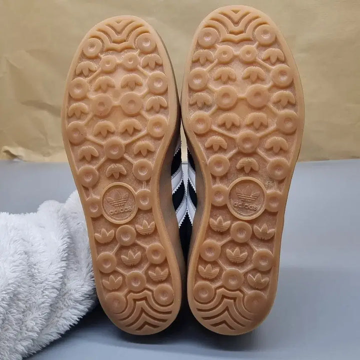 [BUNJANG] Adidas Gazelle Indoor Black Sneakers 240 / 아디다스 가젤 인도어 블랙 스니커즈240