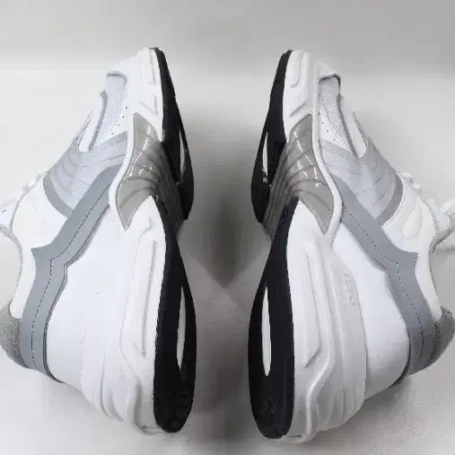 [BUNJANG] IYSO Acumik Tech White Sneakers / [265]IYSO Acumik Tech White