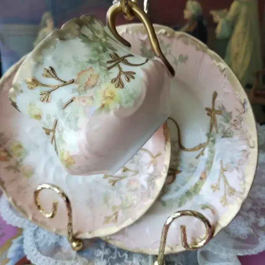 [BUNJANG] French Limoges 150-200 Year Old Enamel Hand-Painted Gilt Cup / 프랑스 올드 리모지