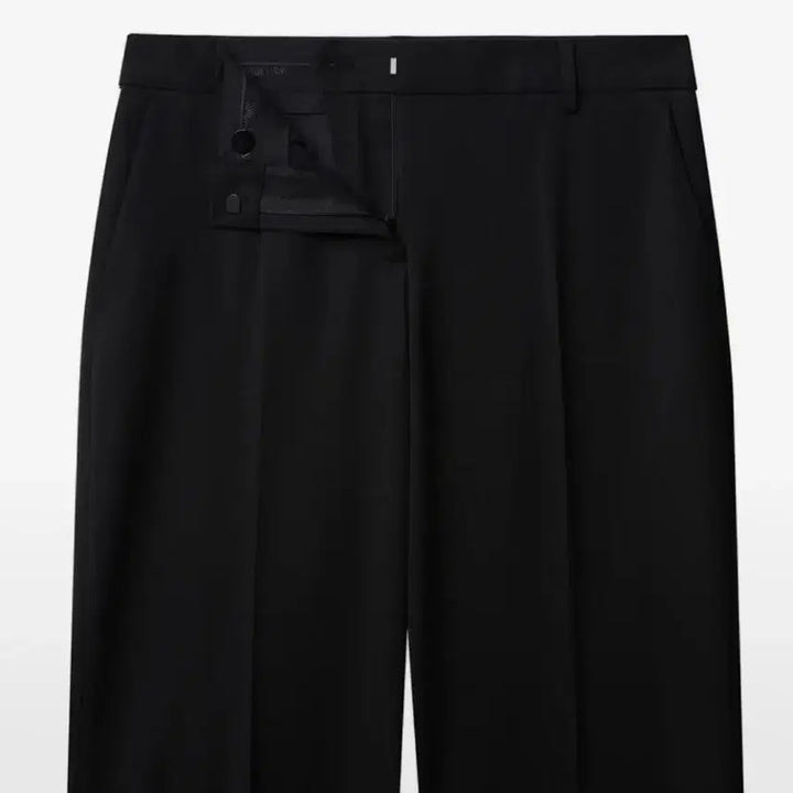 [SOLD OUT] 무신사 스탠다드 우먼 로라이즈 와이드슬랙스 (시착X)