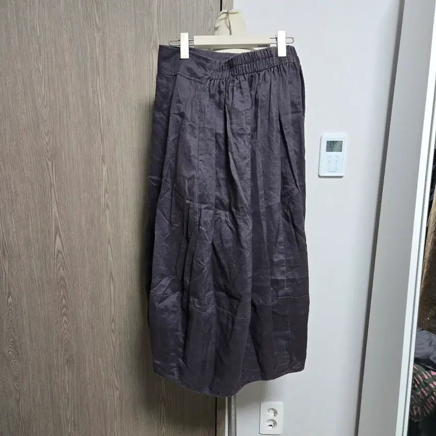 [BUNJANG] Linen Blend Floral Embroidery Long Banding Skirt / 린넨소재 꽃사지  롱 밴딩 스커트