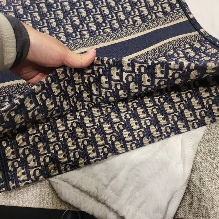 [SOLD OUT] 디올 북토트백 라지