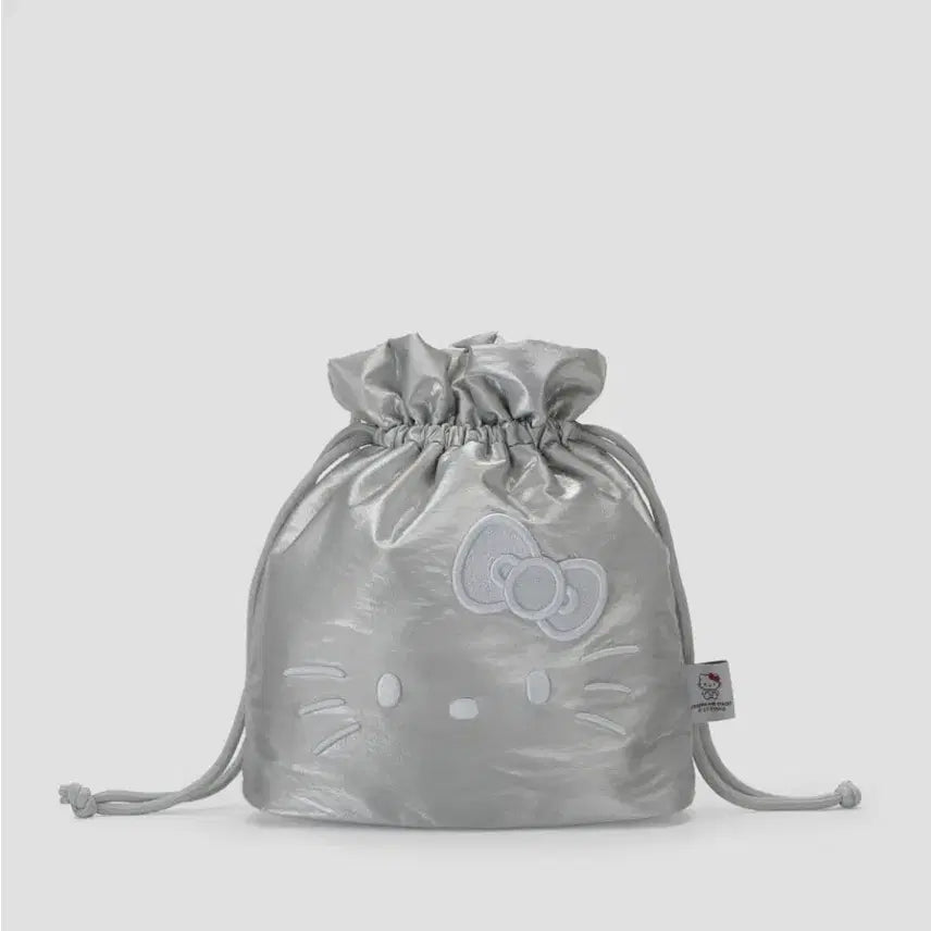 [BUNJANG] Joseph &amp; Stacey Hello Kitty Drawstring Crossbody Bag Silver / 조셉앤스테이시 헬로키티 드로우스트링 크로스백 실버 복조리