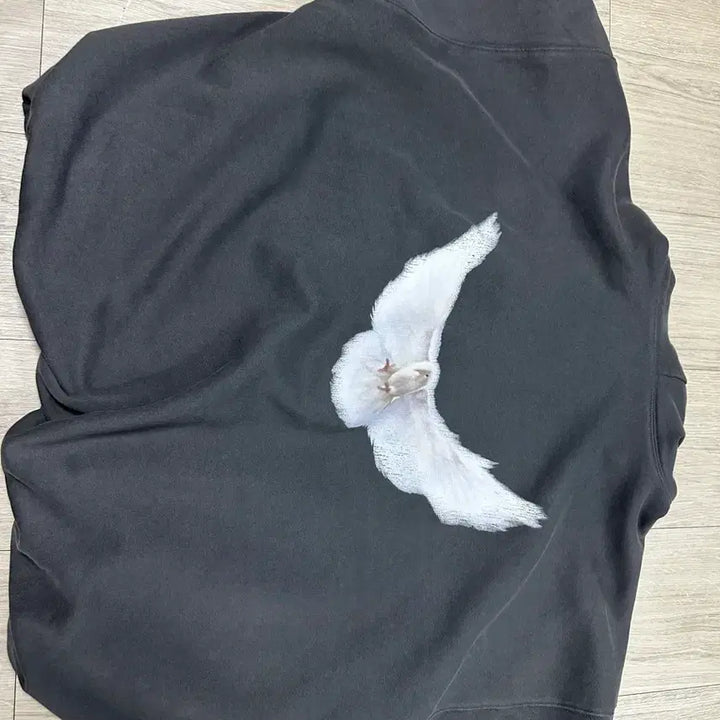 [BUNJANG] Easy Gap Engineered by Balenciaga Dove Hoodie Black / 이지 갭 엔지니어드 바이 발렌시아가 도브 후드 블랙