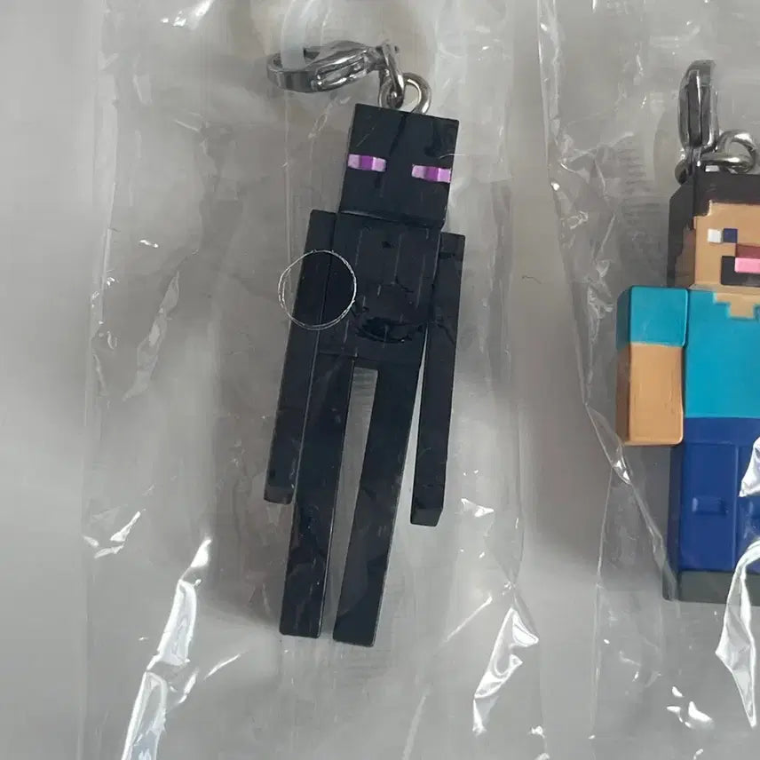 [BUNJANG] Bandai Minecraft Steve &amp; TNT Character Keyring / 반다이 마인크래프트 캐릭터 키링 가챠폰 메지루시