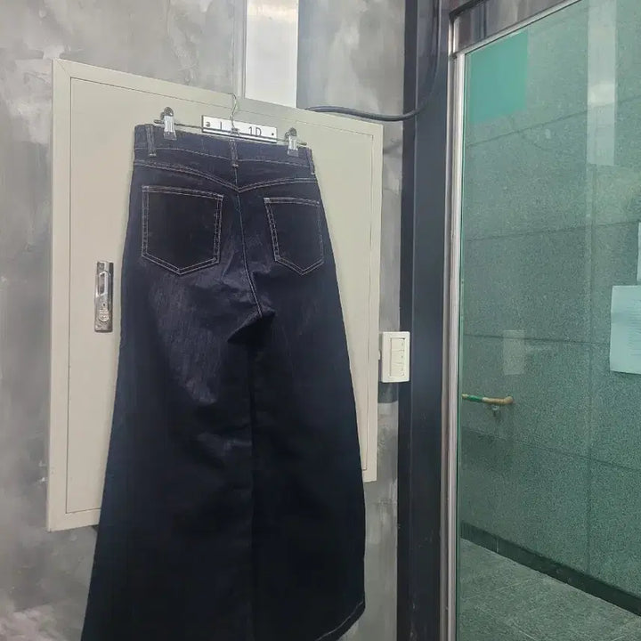 [BUNJANG] DEWL Velvet Stitched Wide Pants Jeans / DEWL 듀엘 벨벳 스티치 와이드 팬츠 청바지 26-27인치