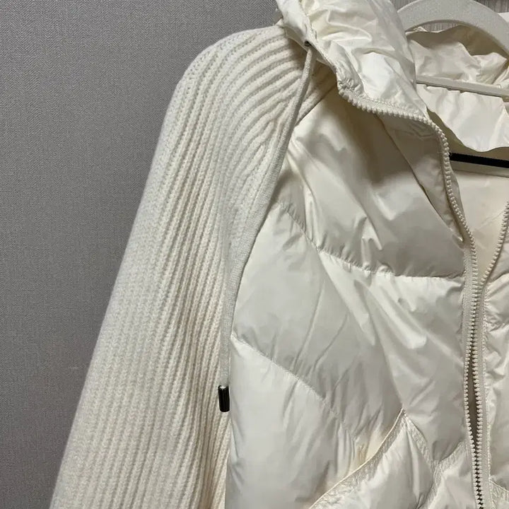 [BUNJANG] Ivory Knit Hooded Padded Jacket / 아이보리 니트 후드 패딩