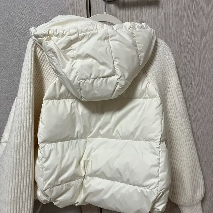 [BUNJANG] Ivory Knit Hooded Padded Jacket / 아이보리 니트 후드 패딩